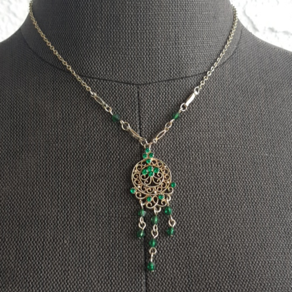 Necklace and Earring set